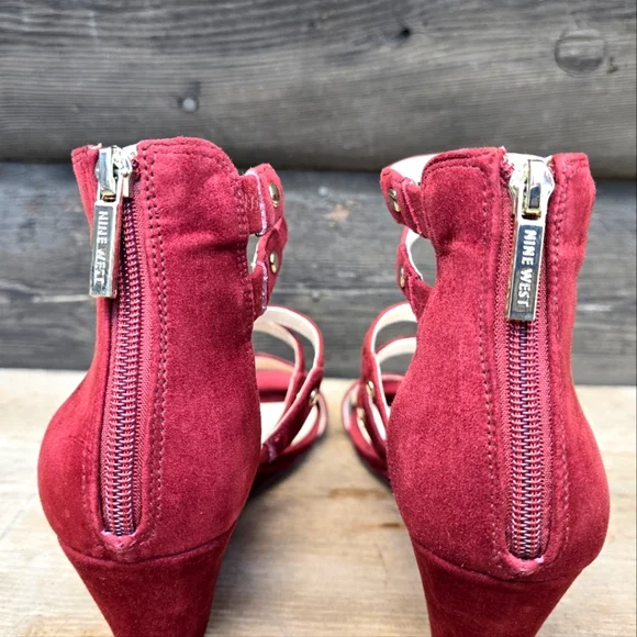 Nine West NEW!! Willison Red Wine Seude, Gold Studded Caged, Wedge Sandal. 9.5M - Picture 11 of 15